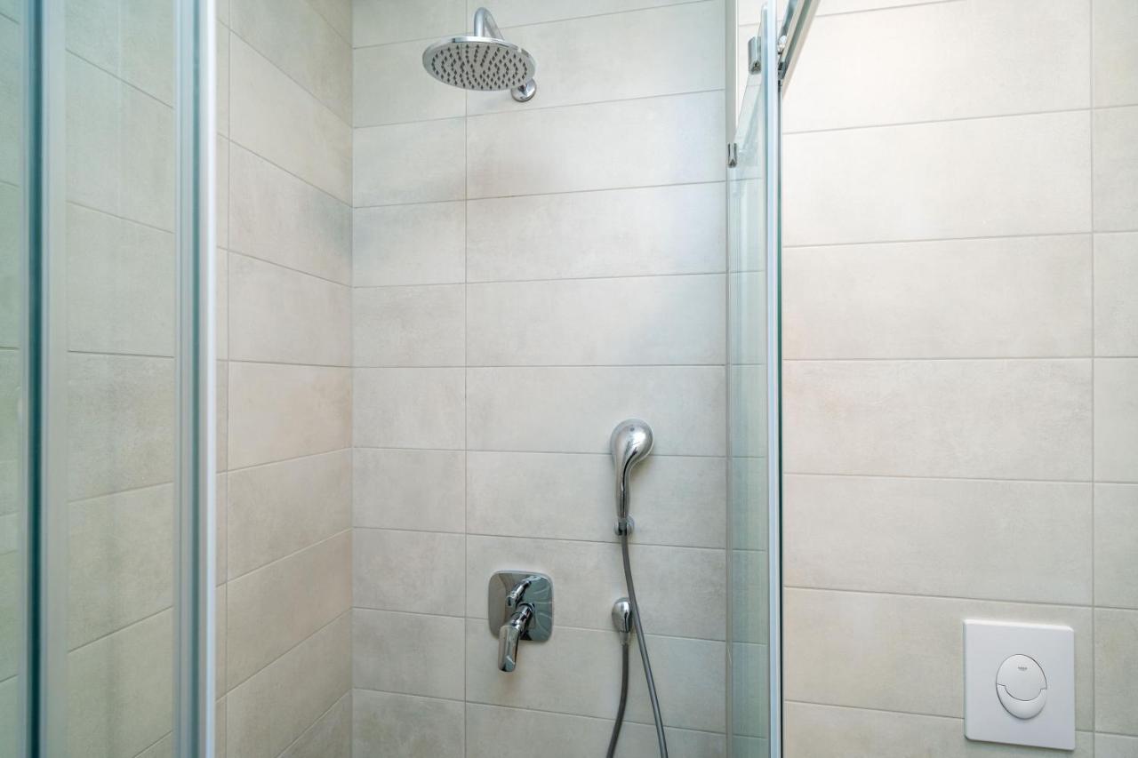 Olive Apartament *